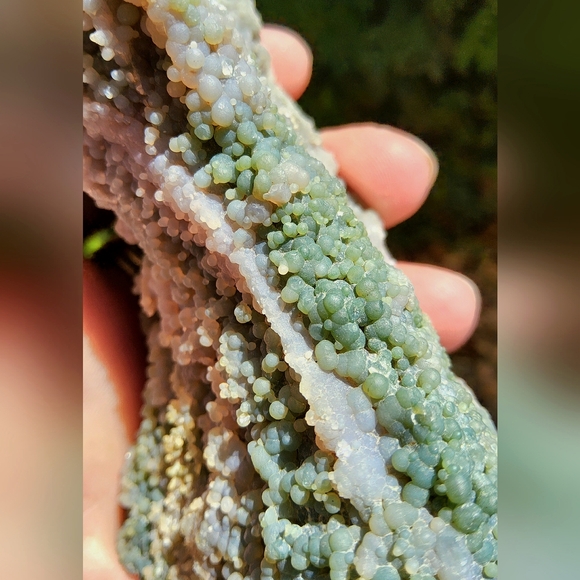 Beautiful Large Multi-hued Grape Agate Wave Shaped Freeform - Picture 11 of 14